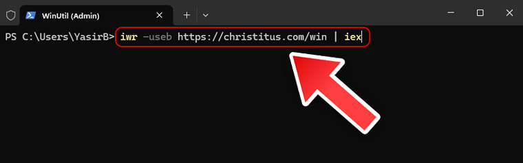 Cara membuka Chris Titus Tool melalui Windows PowerShell Terminal sebagai Administrator.